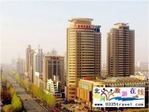 最佳西方秦皇島君御大酒店(五星商務(wù)度假酒店)豪華房450元(含雙早)起團(tuán),最佳西方秦皇島君御大酒店客房團(tuán)購(gòu)專(zhuān)線0335-3522588,3522599