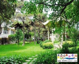 [秦皇島] 北戴河東經路賓館-住準五星海華標間/豪華大床+雙份早餐，享近海靜謐園林環(huán)境，度完美假期