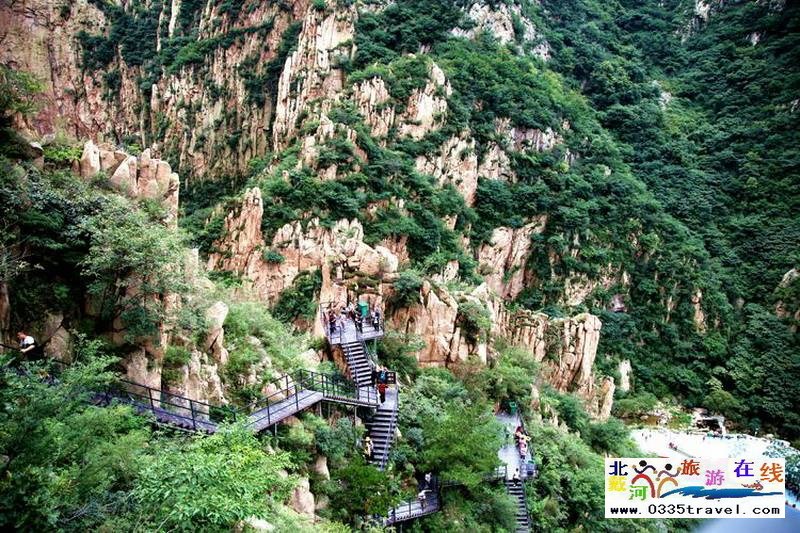 秦皇島龍云谷（俊山秀水）景區(qū)電話18633570222  15703350808